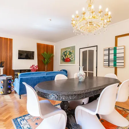 Host Wise - Luxurious House W Garden In Serralves Holiday home