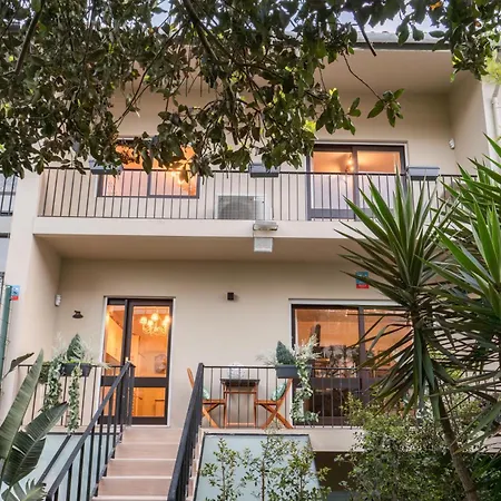 Host Wise - Luxurious House W Garden In Serralves *