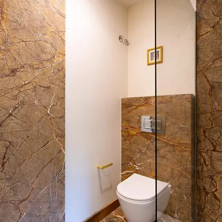 Host Wise - Luxurious House W Garden In Serralves Vakantiehuis